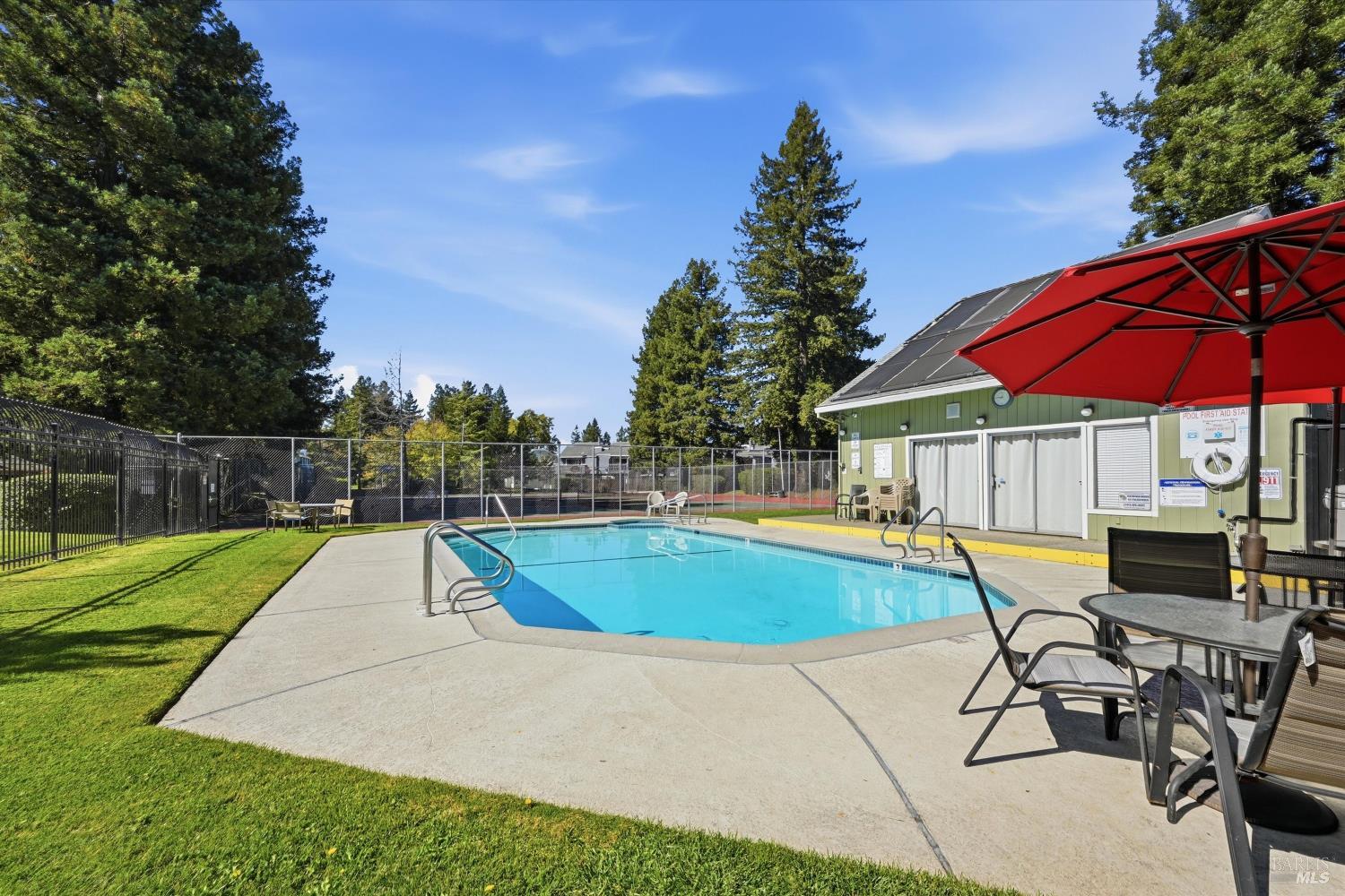 647 Racquet Club Circle Rohnert Park CA 94928