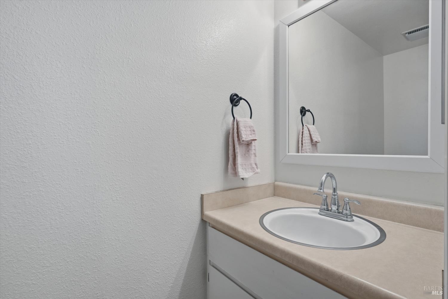 647 Racquet Club Circle Rohnert Park CA 94928
