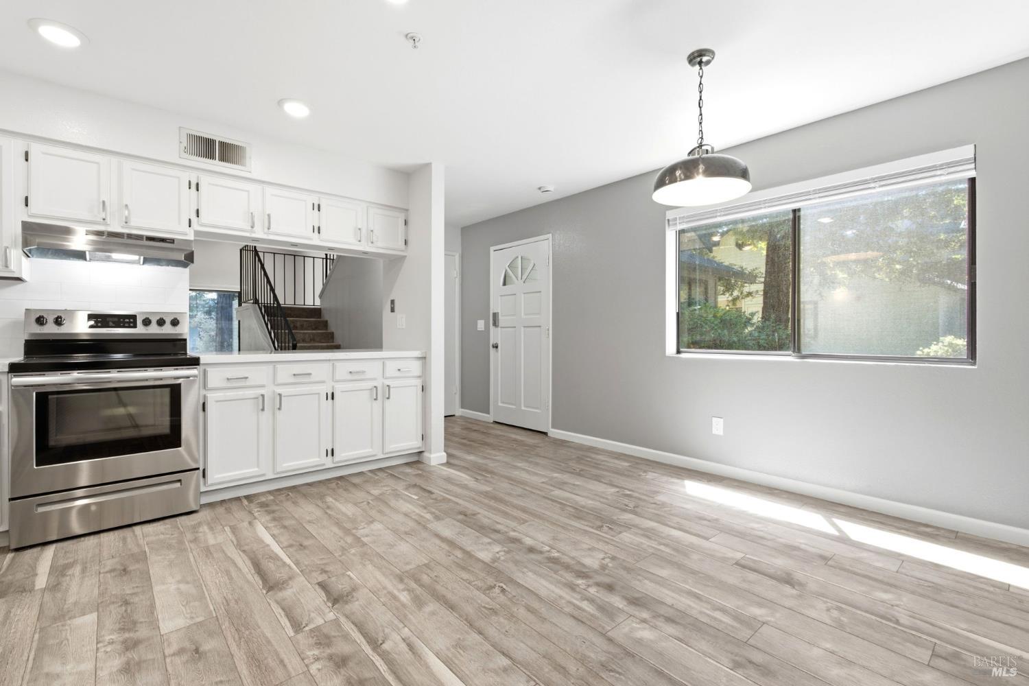 78 Village Parkway Napa CA 94558