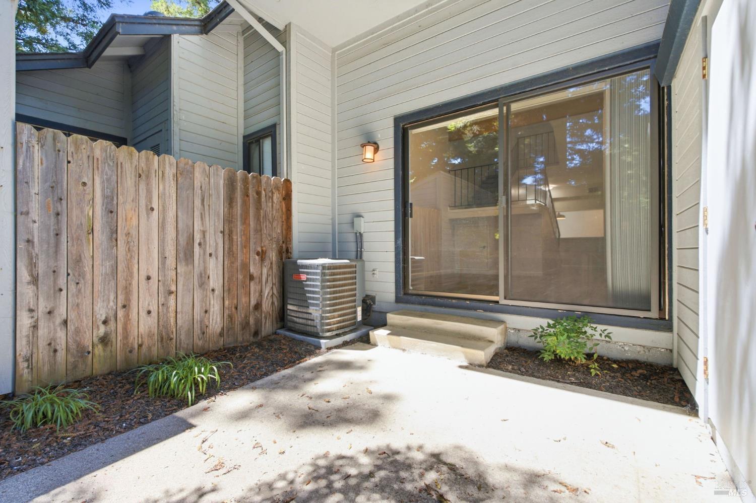 78 Village Parkway Napa CA 94558