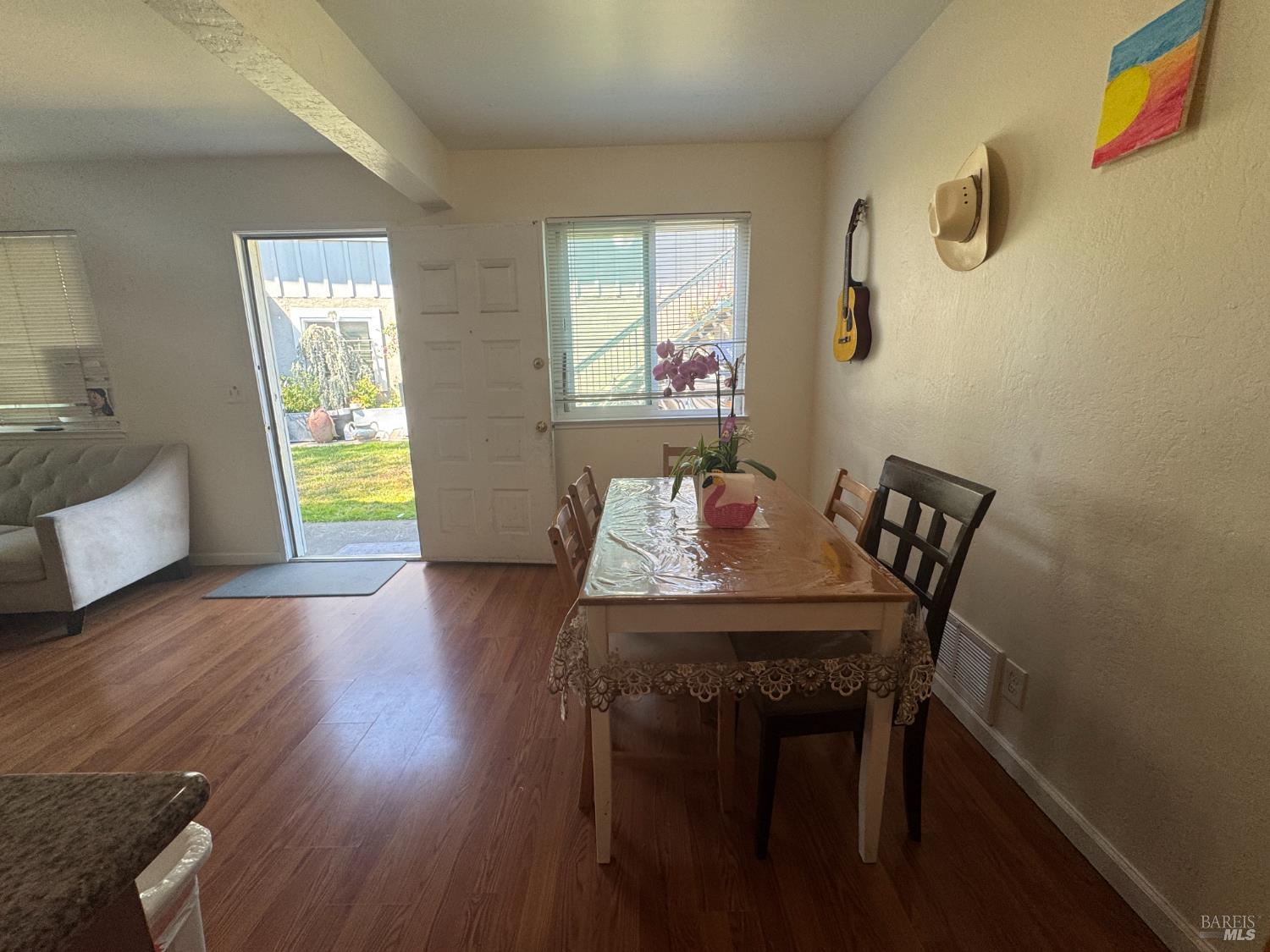 327 Bahia Lane San Rafael CA 94901