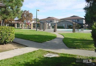 327 Bahia Lane San Rafael CA 94901