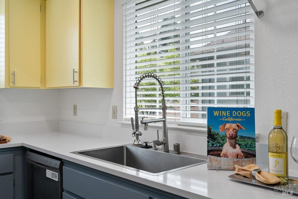1894 Shirley Drive Benicia CA 94510