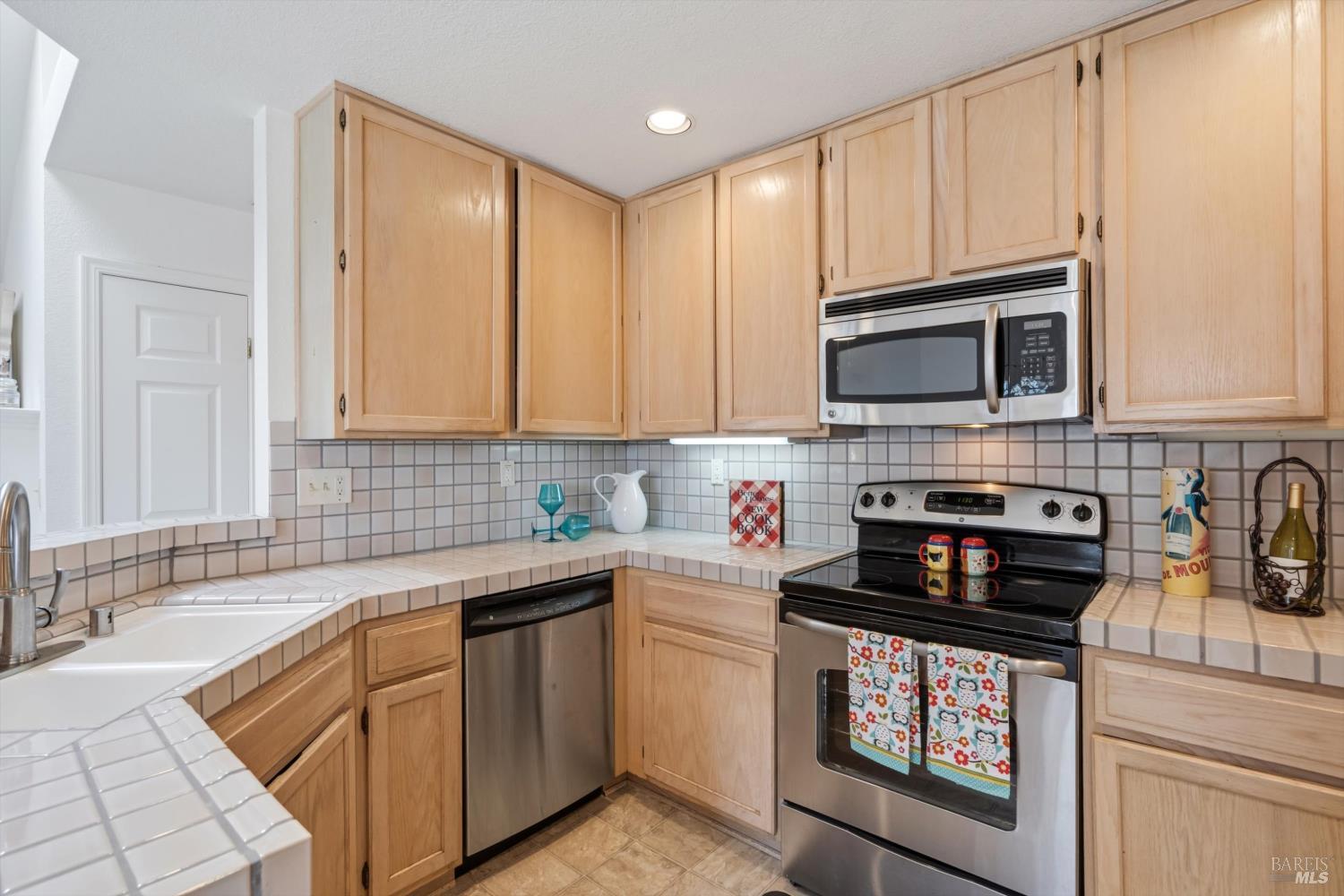411 Stinson Street Vallejo CA 94591