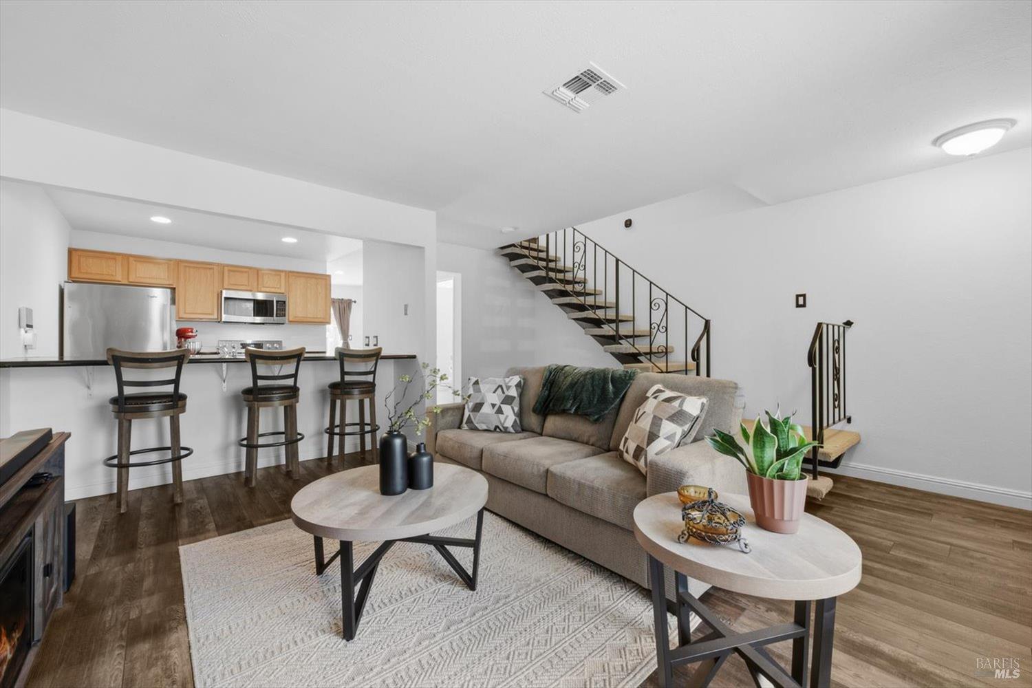 490 Edgewood Drive Vacaville CA 95688