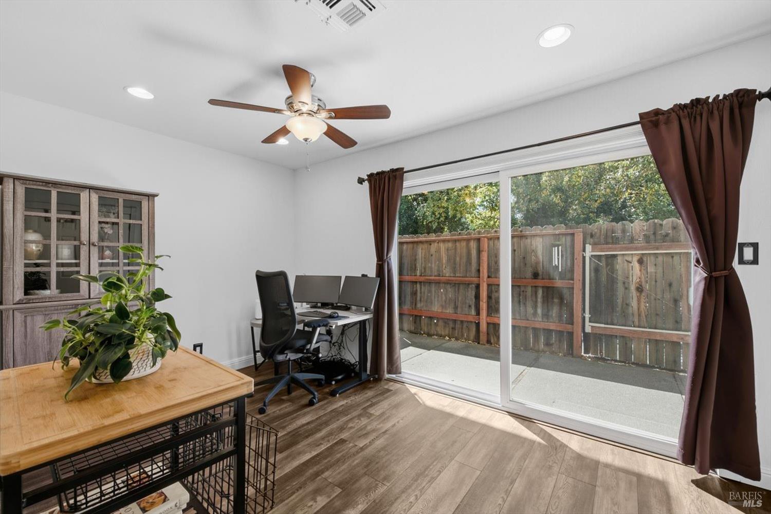 490 Edgewood Drive Vacaville CA 95688