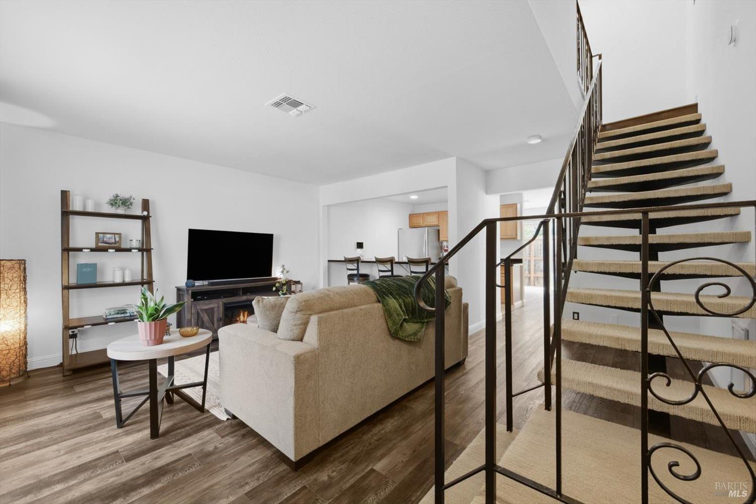 490 Edgewood Drive Vacaville CA 95688