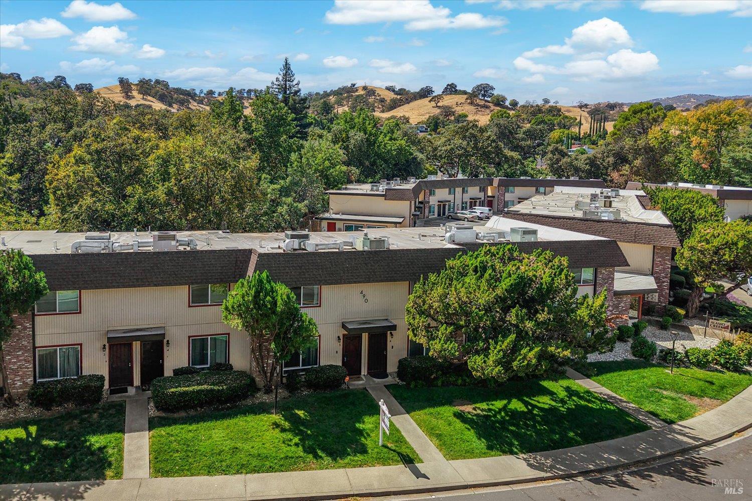 490 Edgewood Drive Vacaville CA 95688