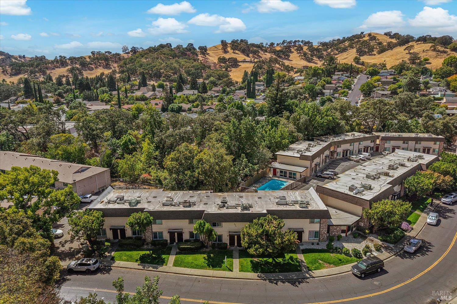 490 Edgewood Drive Vacaville CA 95688