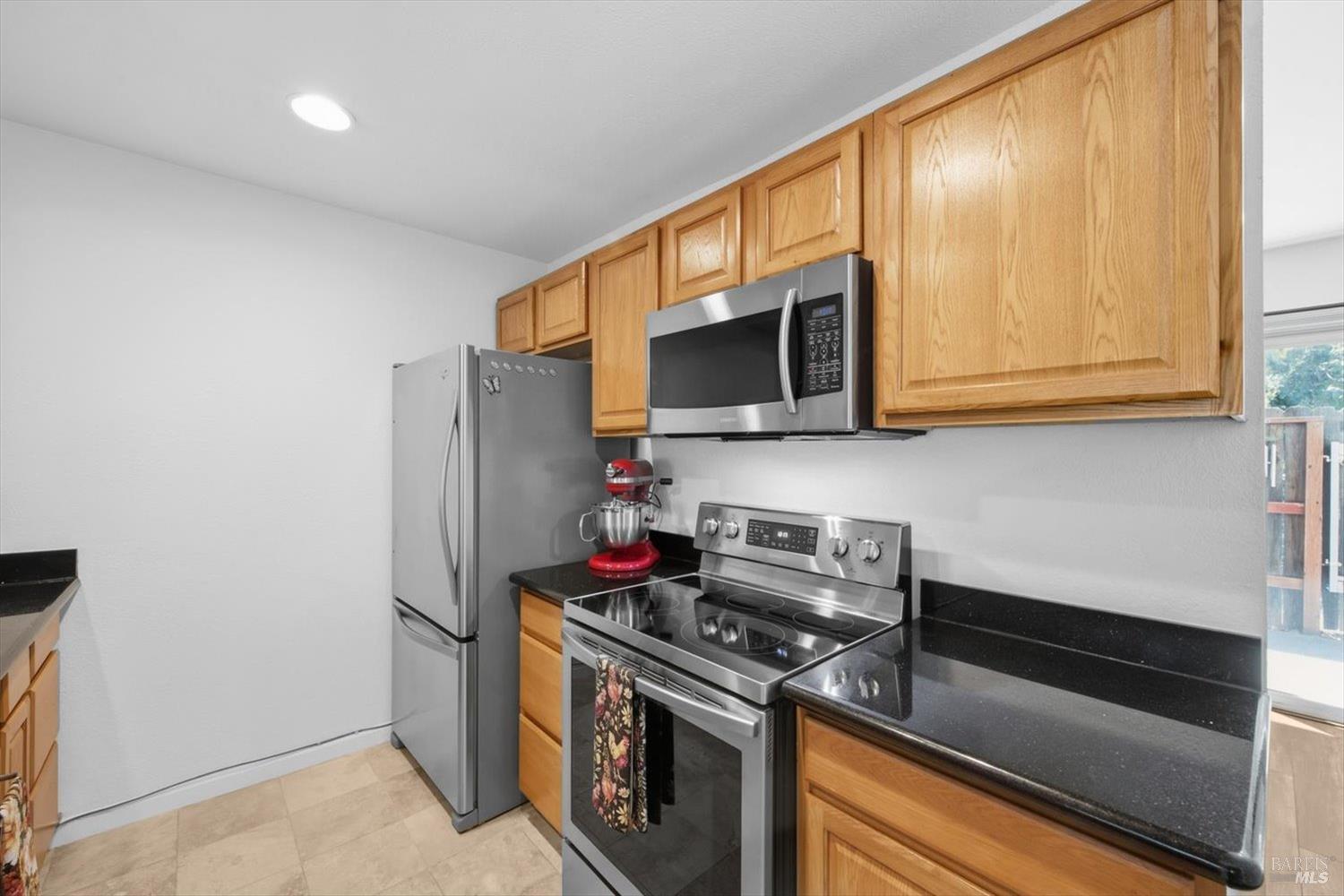 490 Edgewood Drive Vacaville CA 95688