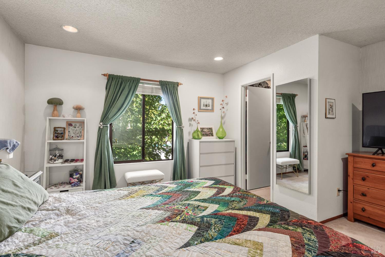 88 Park Place Drive Petaluma CA 94954