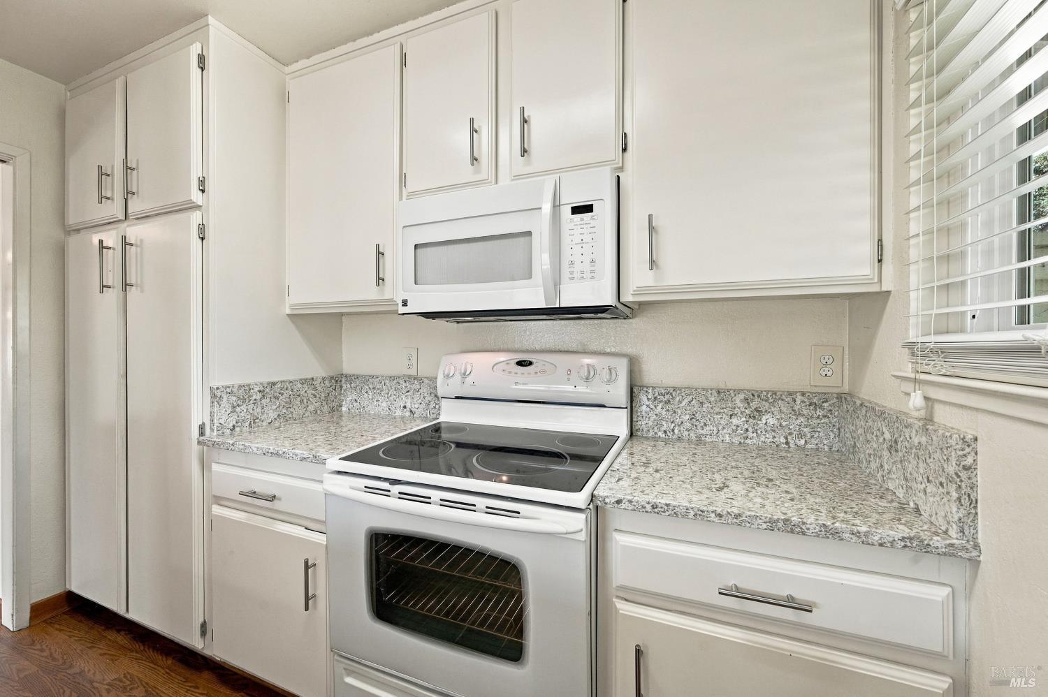 56 Belvedere Court Napa CA 94559
