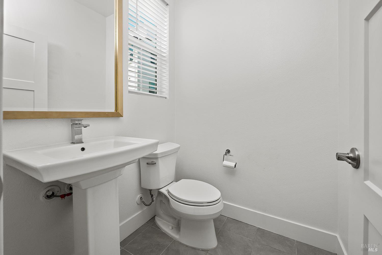 901 Rockview Road Novato CA 94949