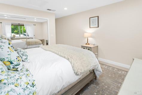 212 Foss Creek Circle Healdsburg CA 95448