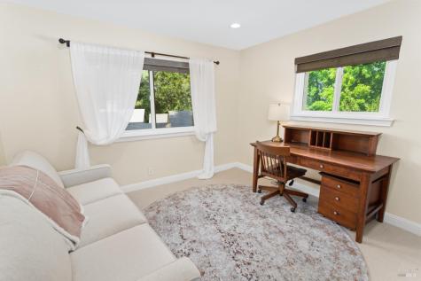 212 Foss Creek Circle Healdsburg CA 95448