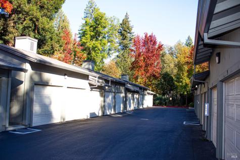 212 Foss Creek Circle Healdsburg CA 95448