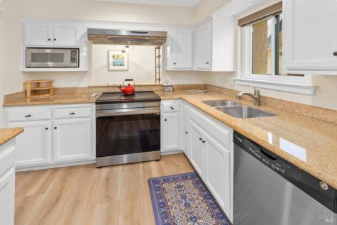 212 Foss Creek Circle Healdsburg CA 95448