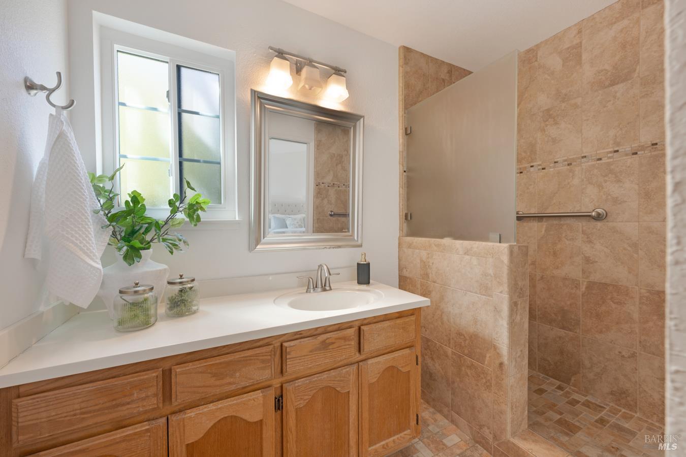 1609 Monroe Court Petaluma CA 94954