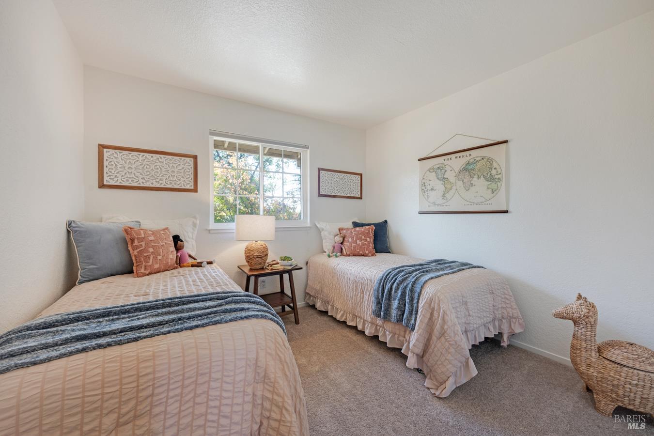 1609 Monroe Court Petaluma CA 94954