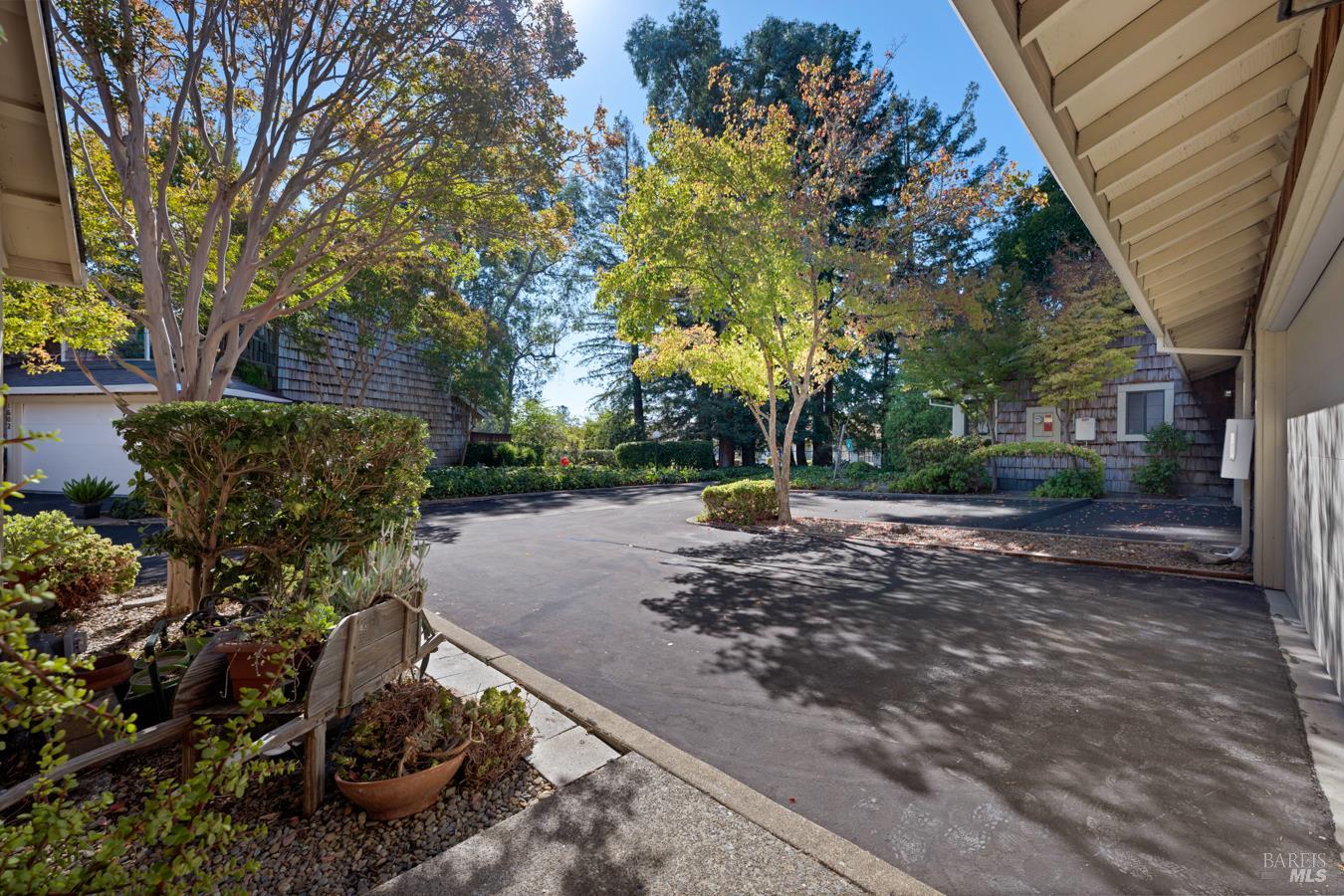 1609 Monroe Court Petaluma CA 94954
