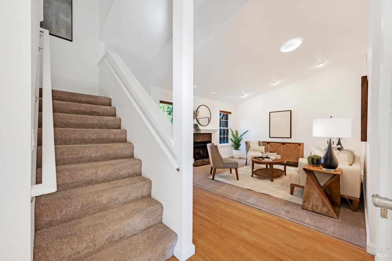 1609 Monroe Court Petaluma CA 94954