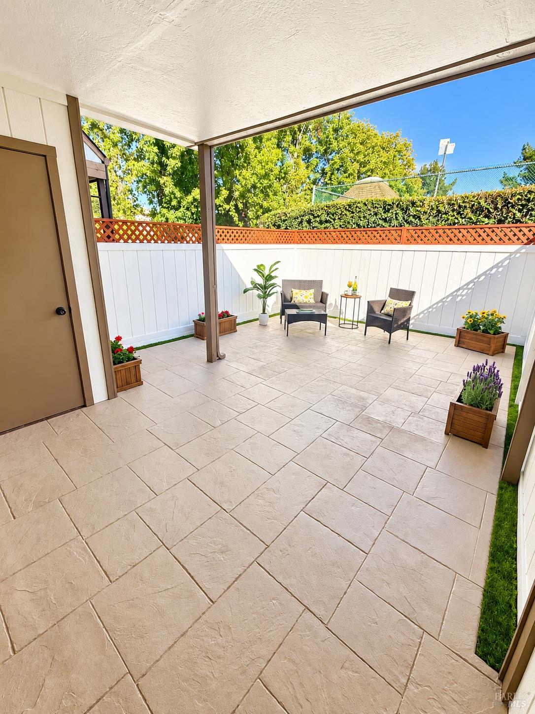 1988 Knolls Drive Santa Rosa CA 95405