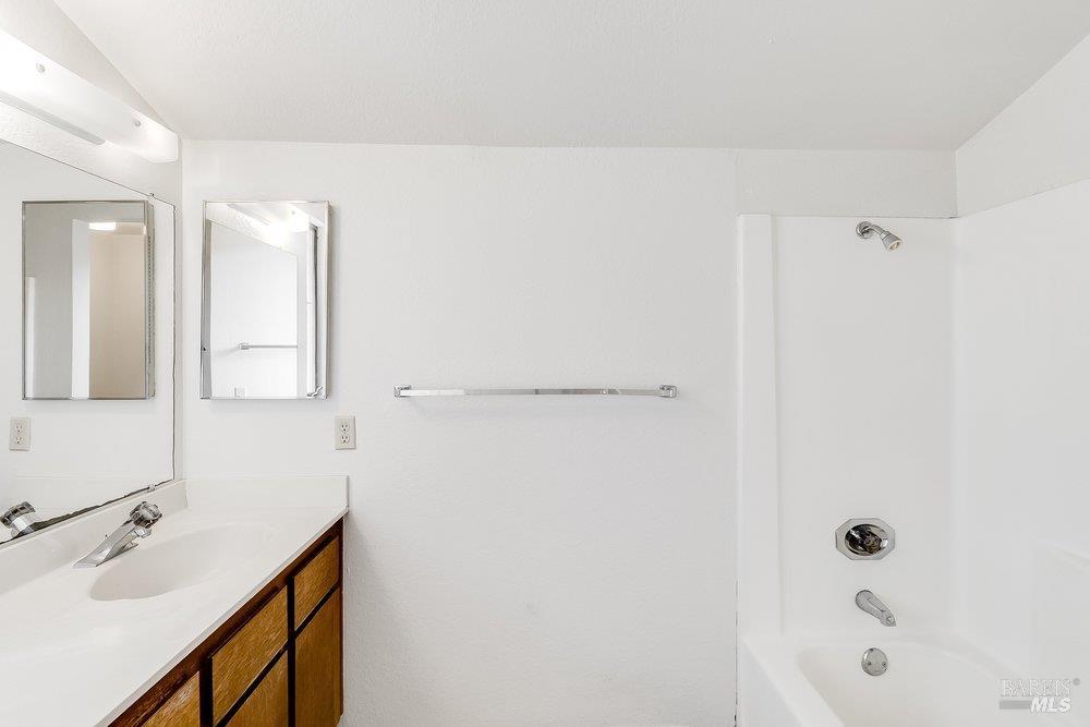 1113 Grove Circle Benicia CA 94510