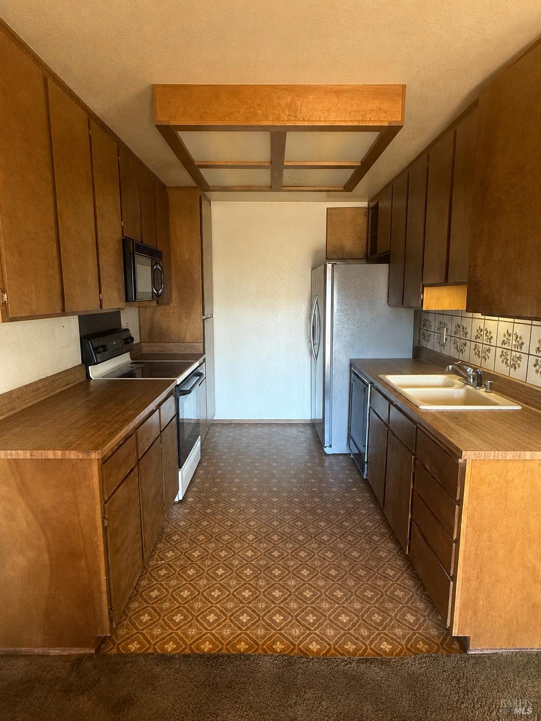1490 London Circle Benicia CA 94510
