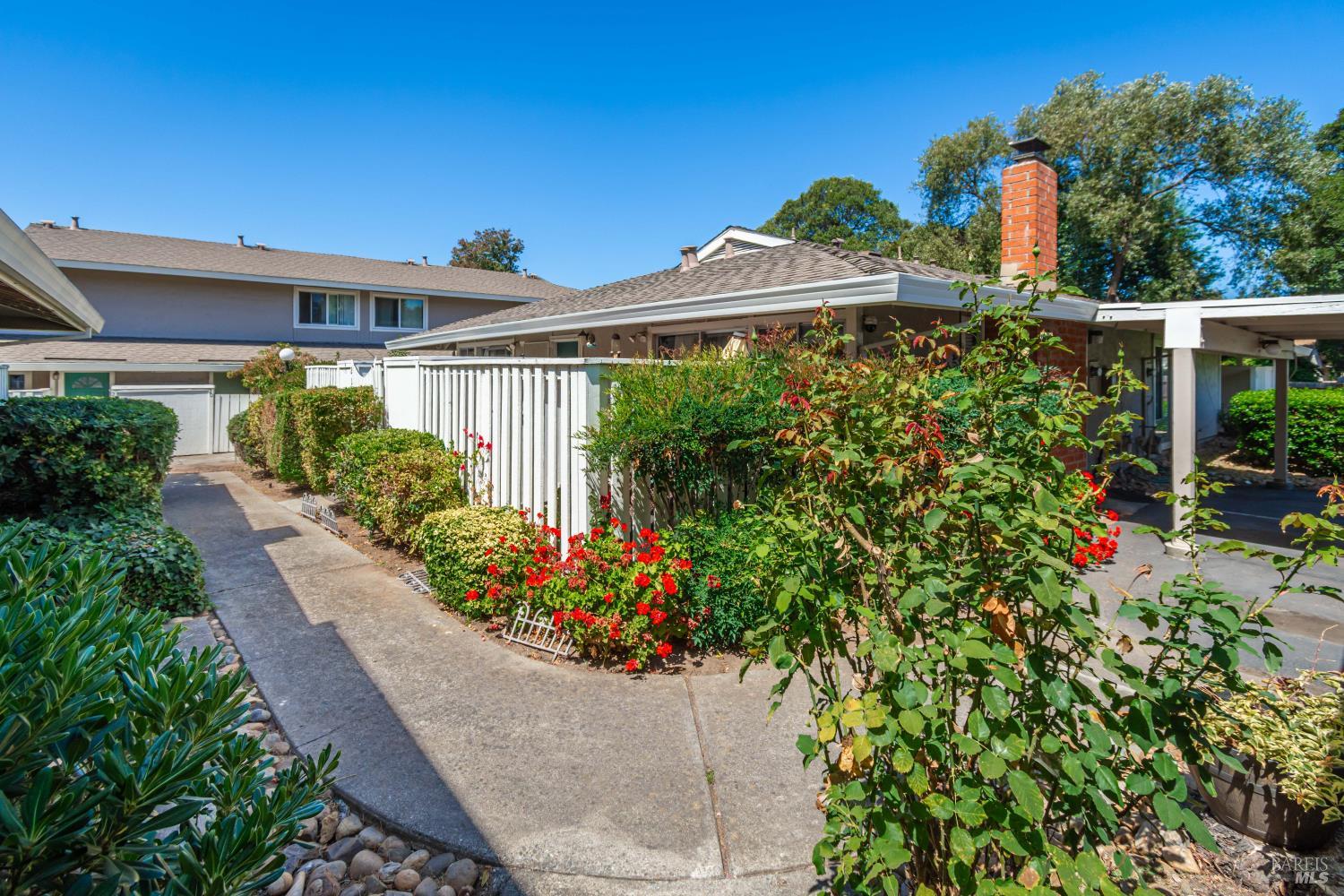 25 Belvedere Court Napa CA 94559