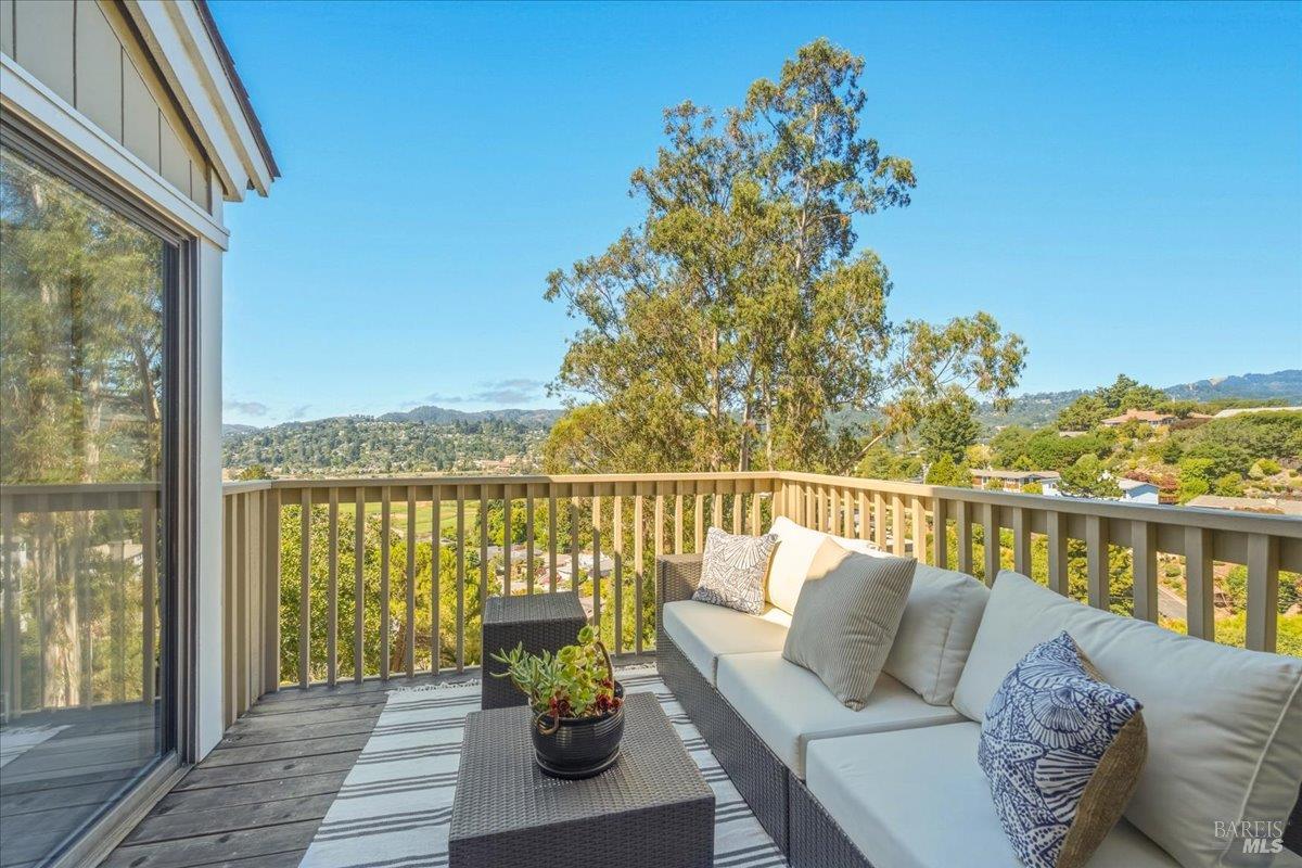 12 Chaucer Court Mill Valley CA 94941