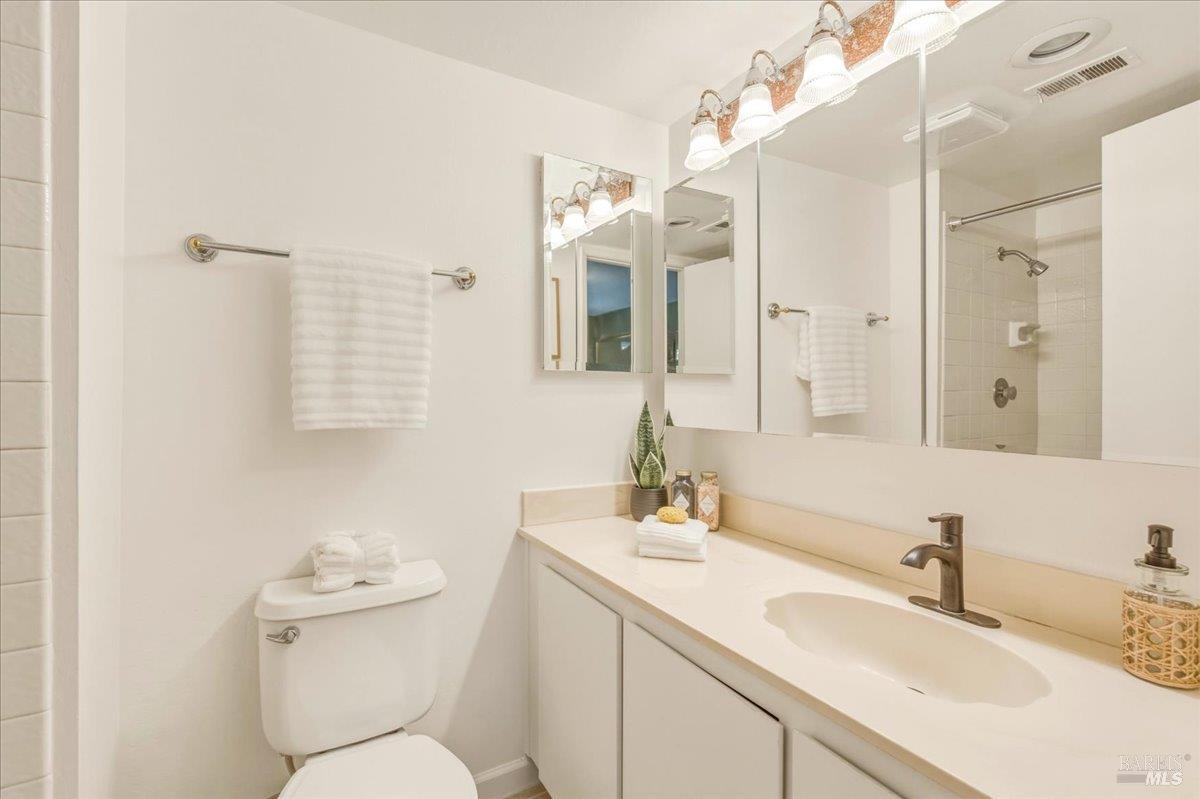 12 Chaucer Court Mill Valley CA 94941