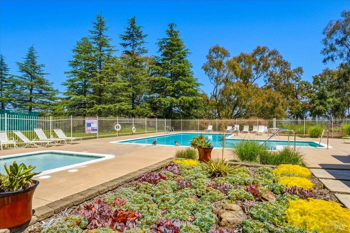 12 Chaucer Court Mill Valley CA 94941