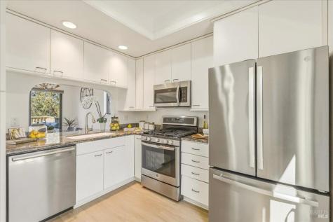 12 Chaucer Court Mill Valley CA 94941