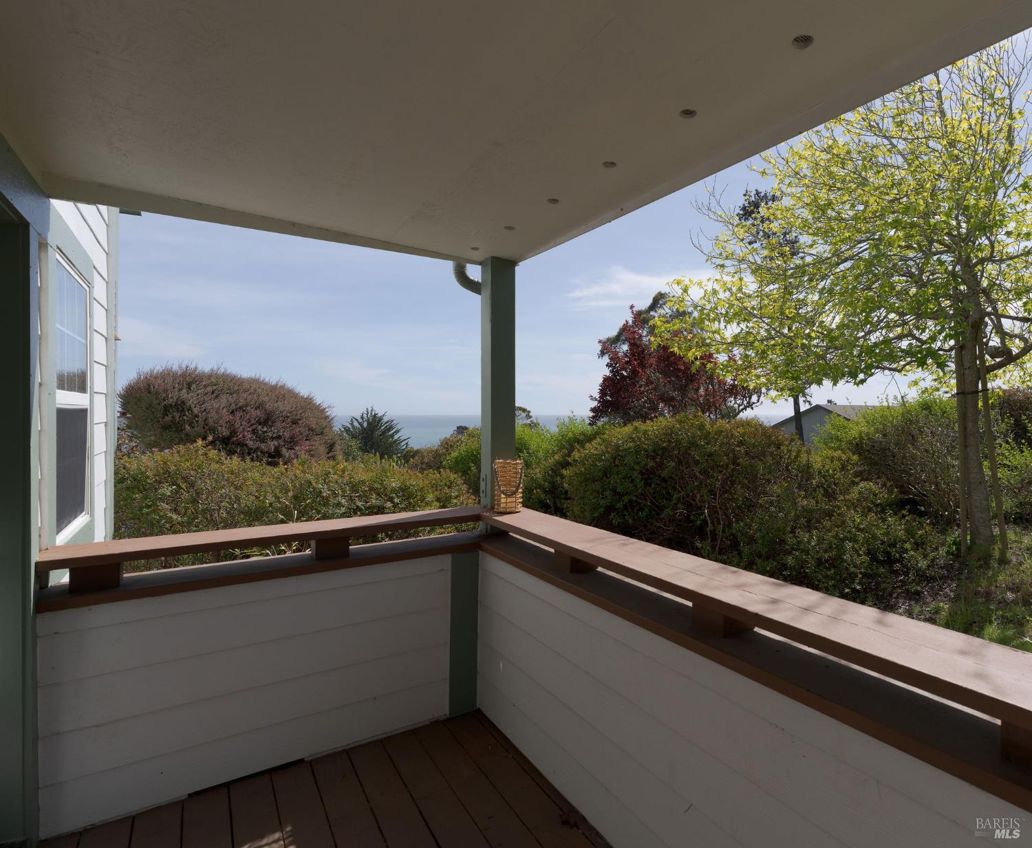 38936 Cypress Way Gualala CA 95445