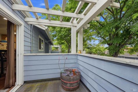 225 Burt Street Santa Rosa CA 95407