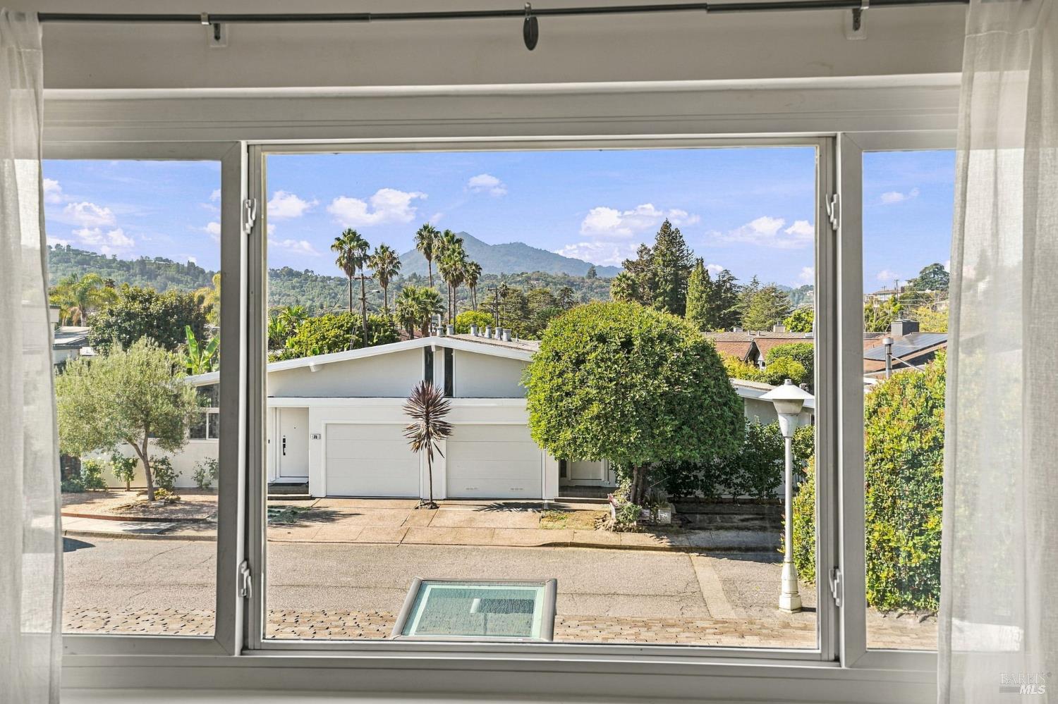 23 Royal Court San Rafael CA 94901