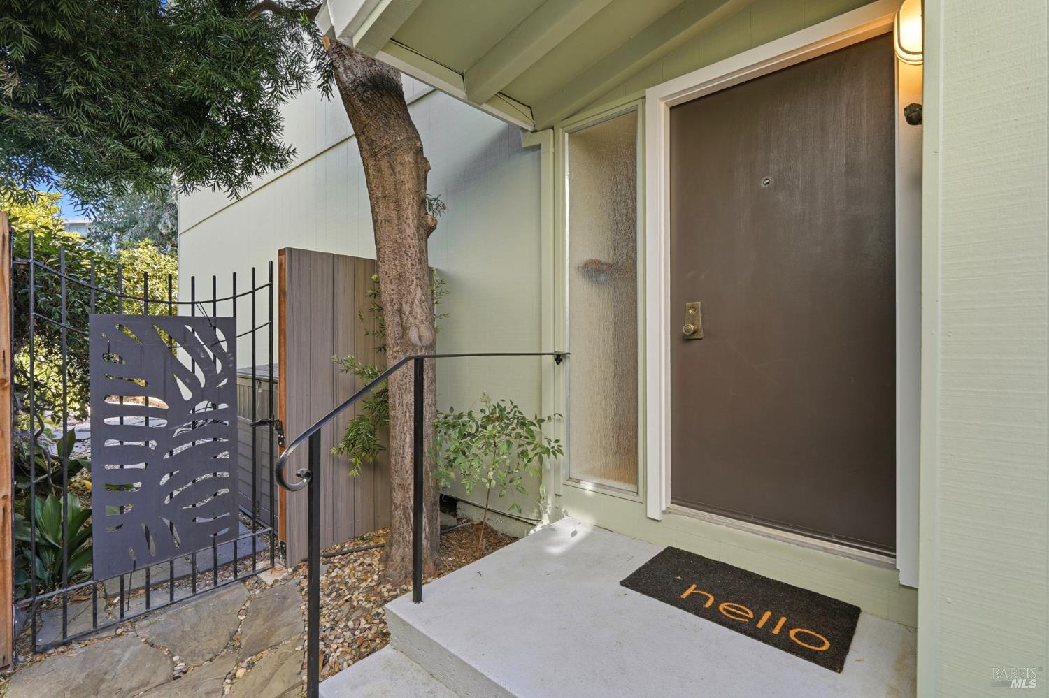 23 Royal Court San Rafael CA 94901