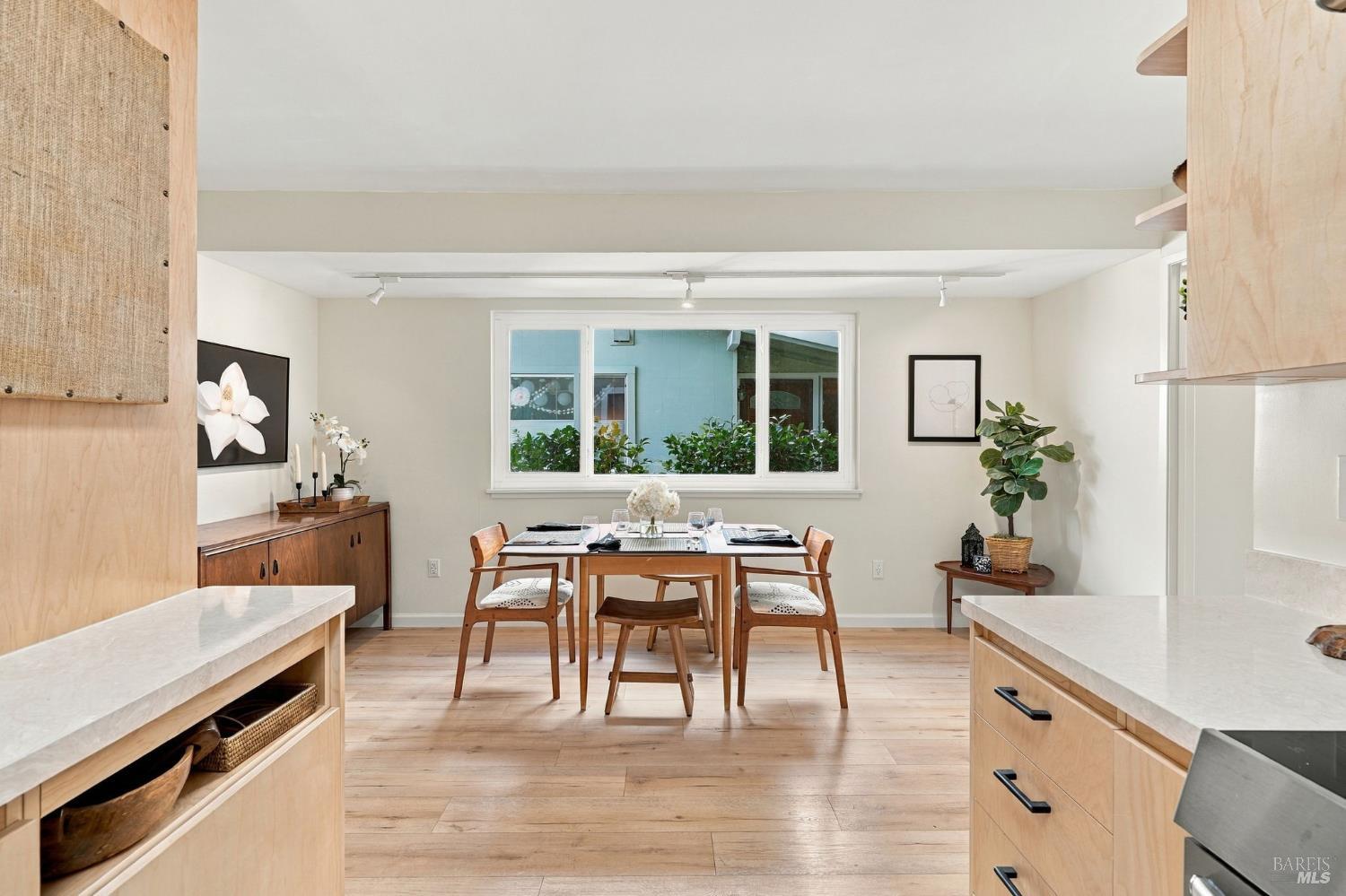 23 Royal Court San Rafael CA 94901