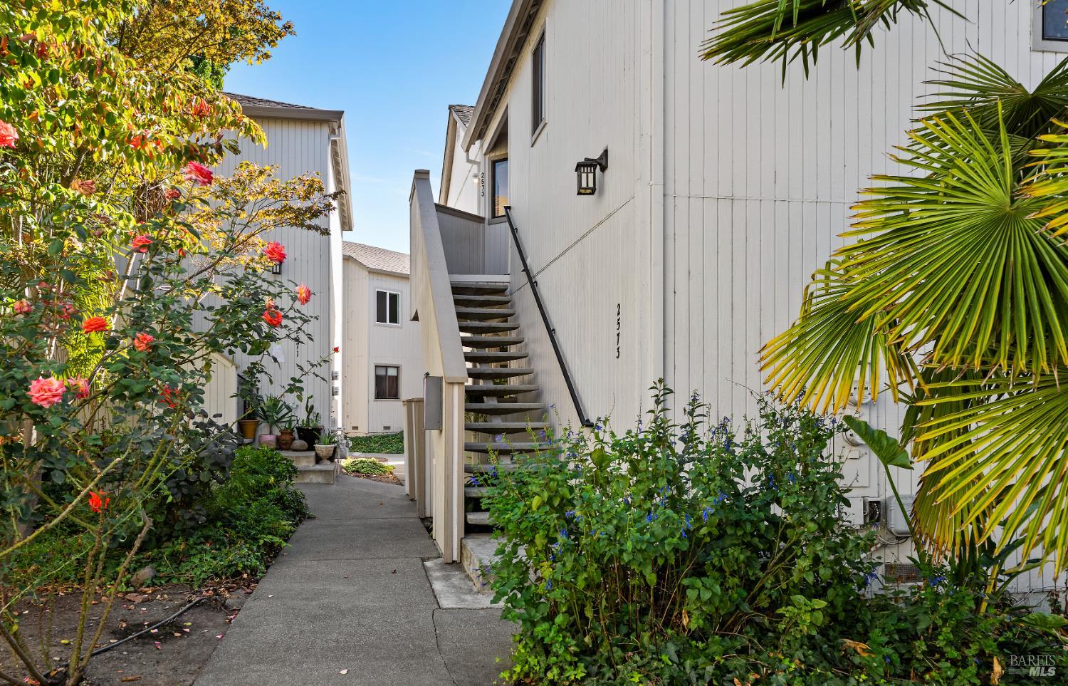 2573 Westberry Drive Santa Rosa CA 95403