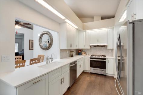 2008 Stonefield Lane Santa Rosa CA 95403
