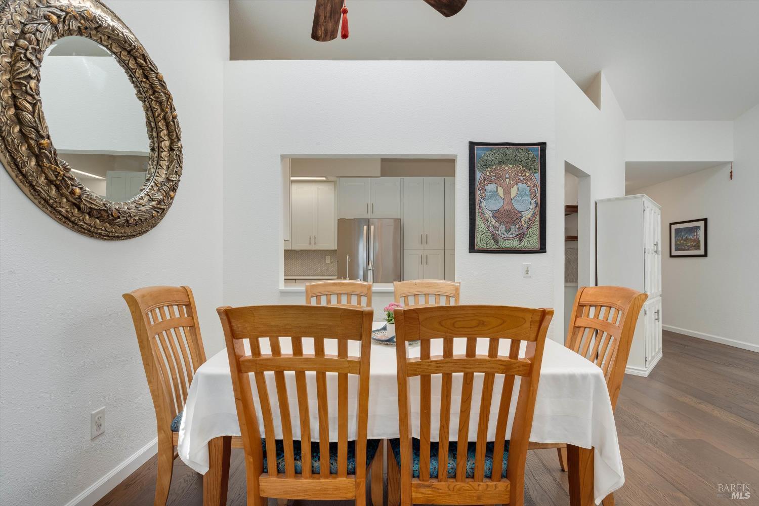 2008 Stonefield Lane Santa Rosa CA 95403
