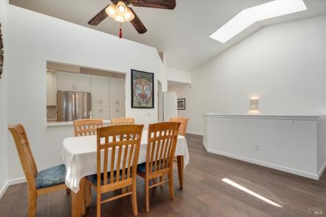 2008 Stonefield Lane Santa Rosa CA 95403