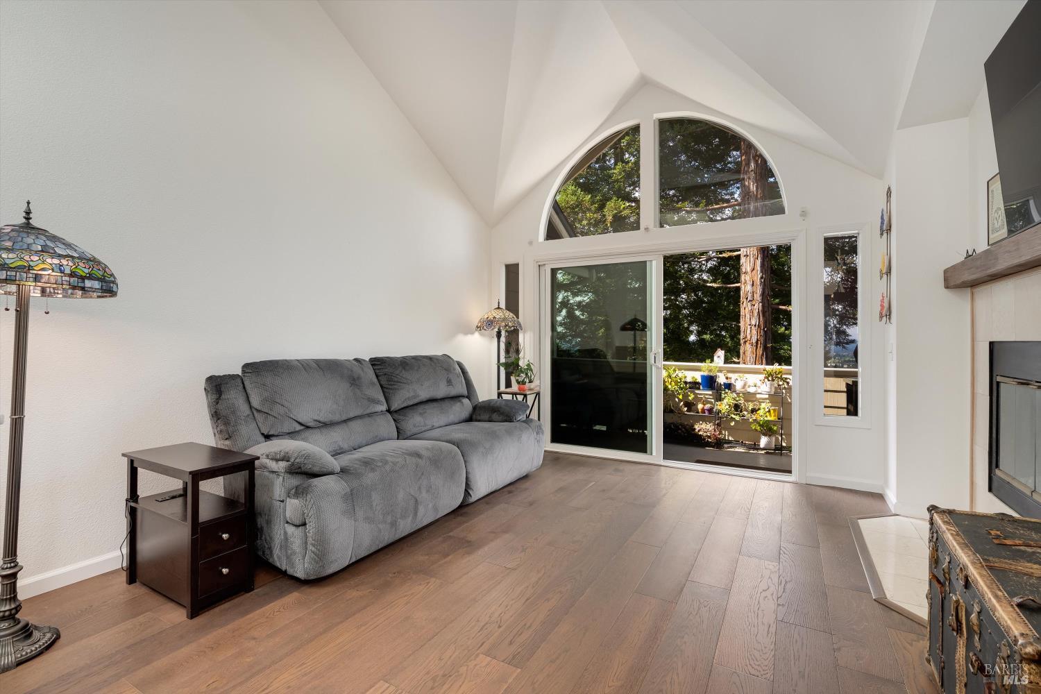 2008 Stonefield Lane Santa Rosa CA 95403