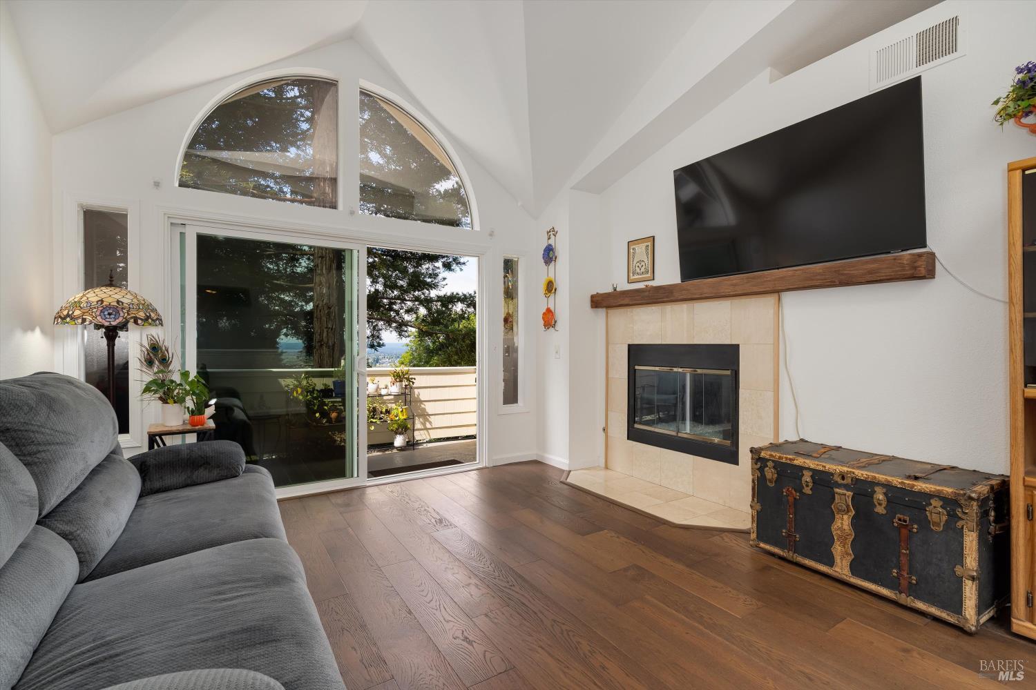 2008 Stonefield Lane Santa Rosa CA 95403