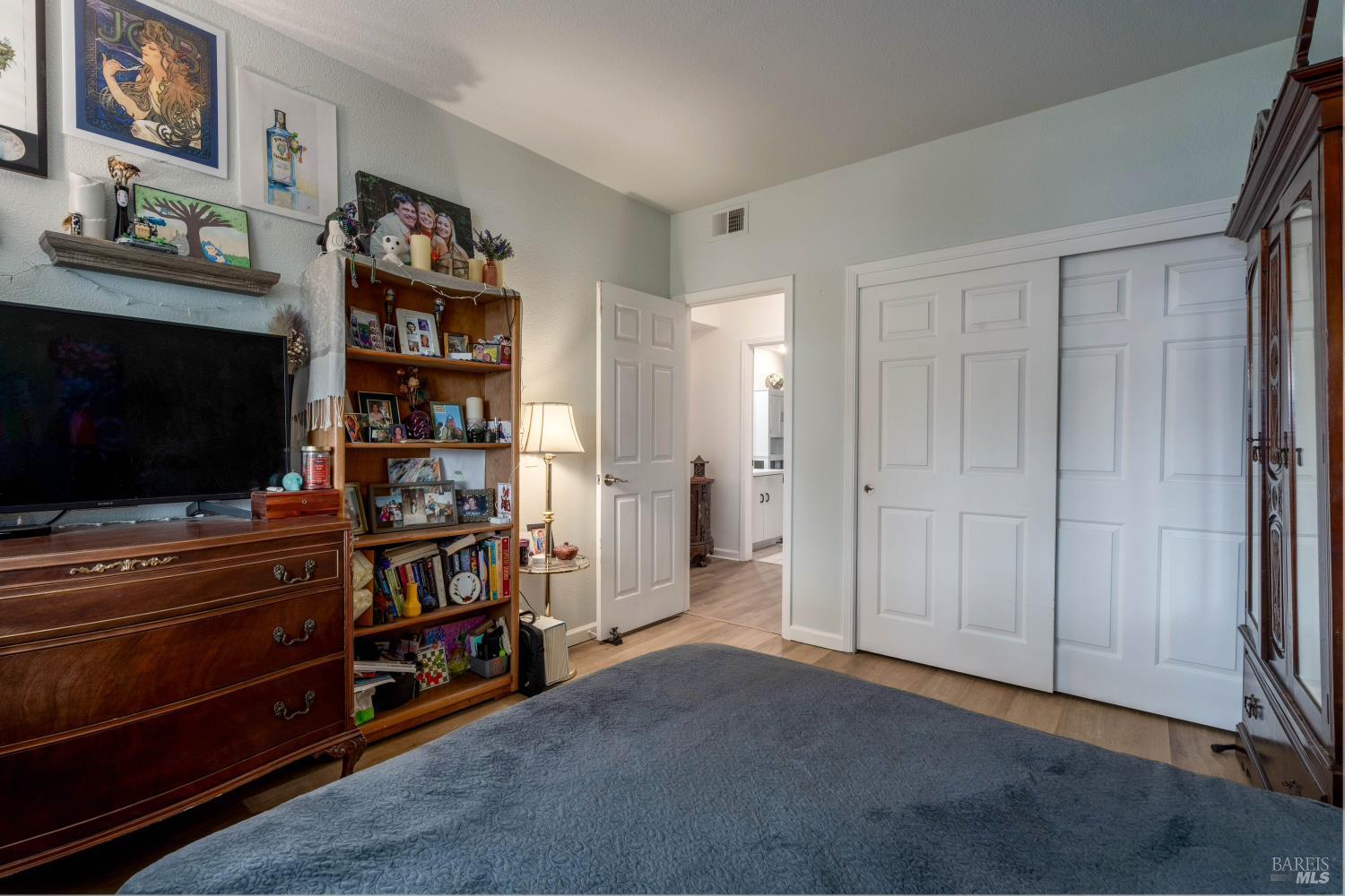 2008 Stonefield Lane Santa Rosa CA 95403