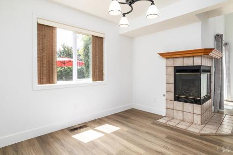 42 Meridian Circle Rohnert Park CA 94928