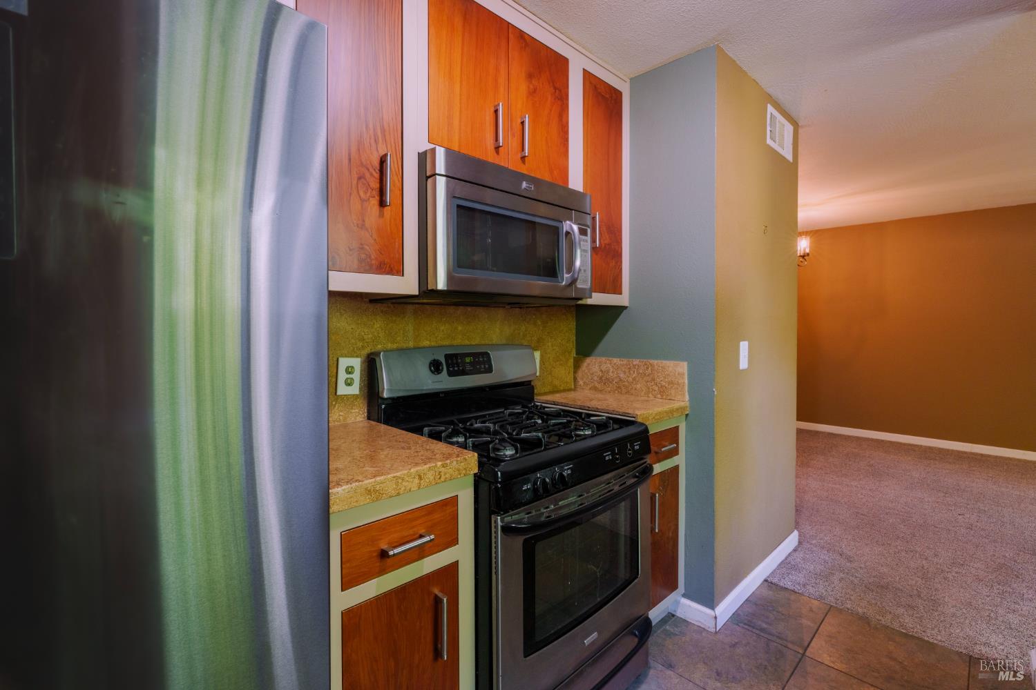 1467 Neotomas Avenue Santa Rosa CA 95405