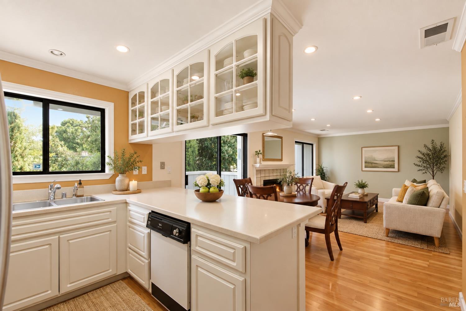 55 Hector Lane W Novato CA 94949