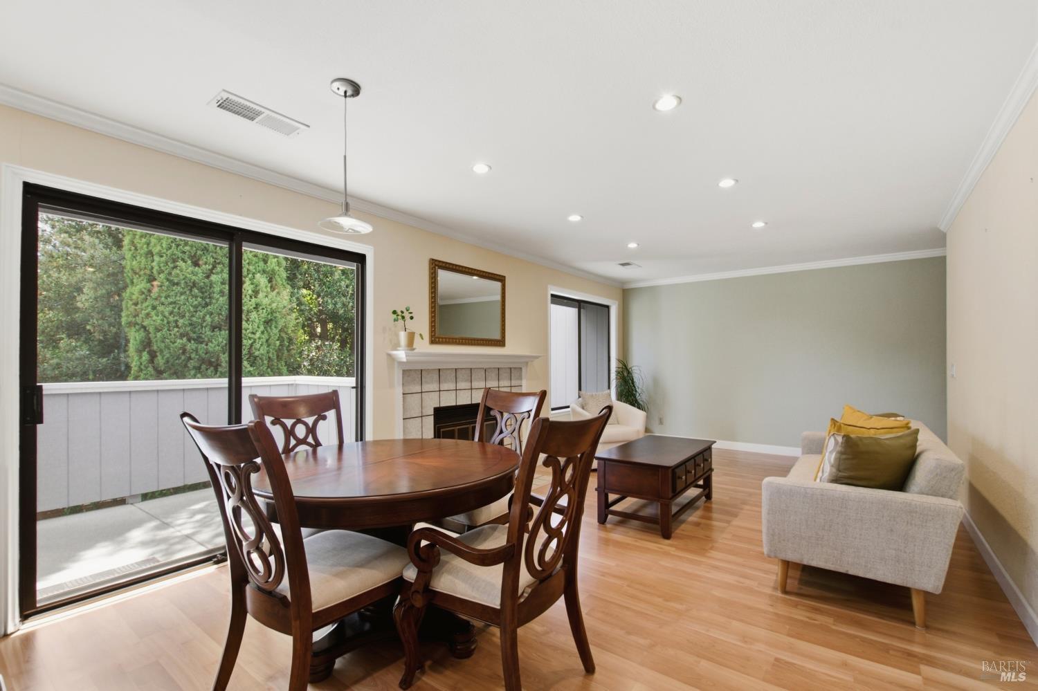 55 Hector Lane W Novato CA 94949