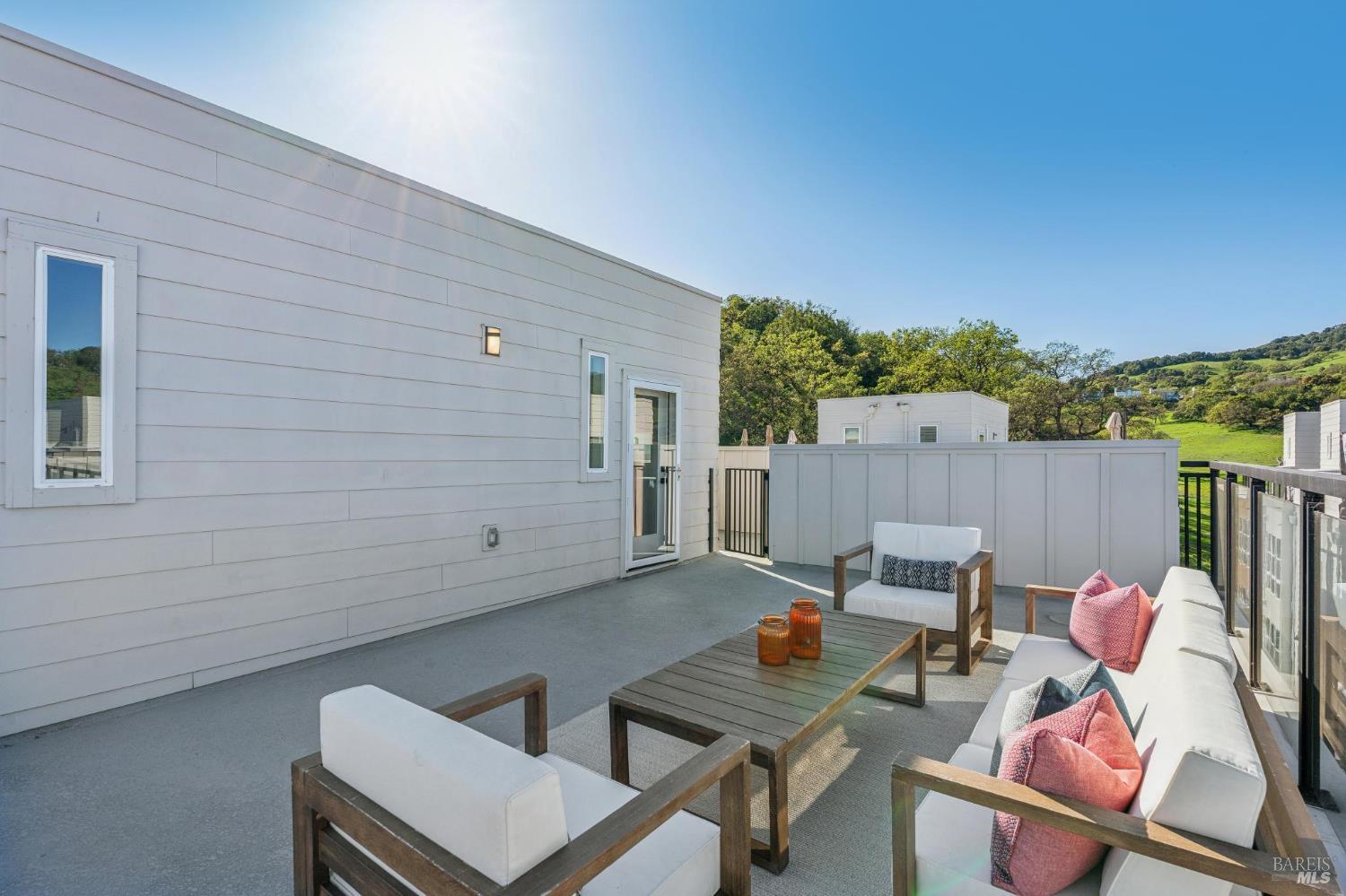 317 Verandah Avenue Novato CA 94945